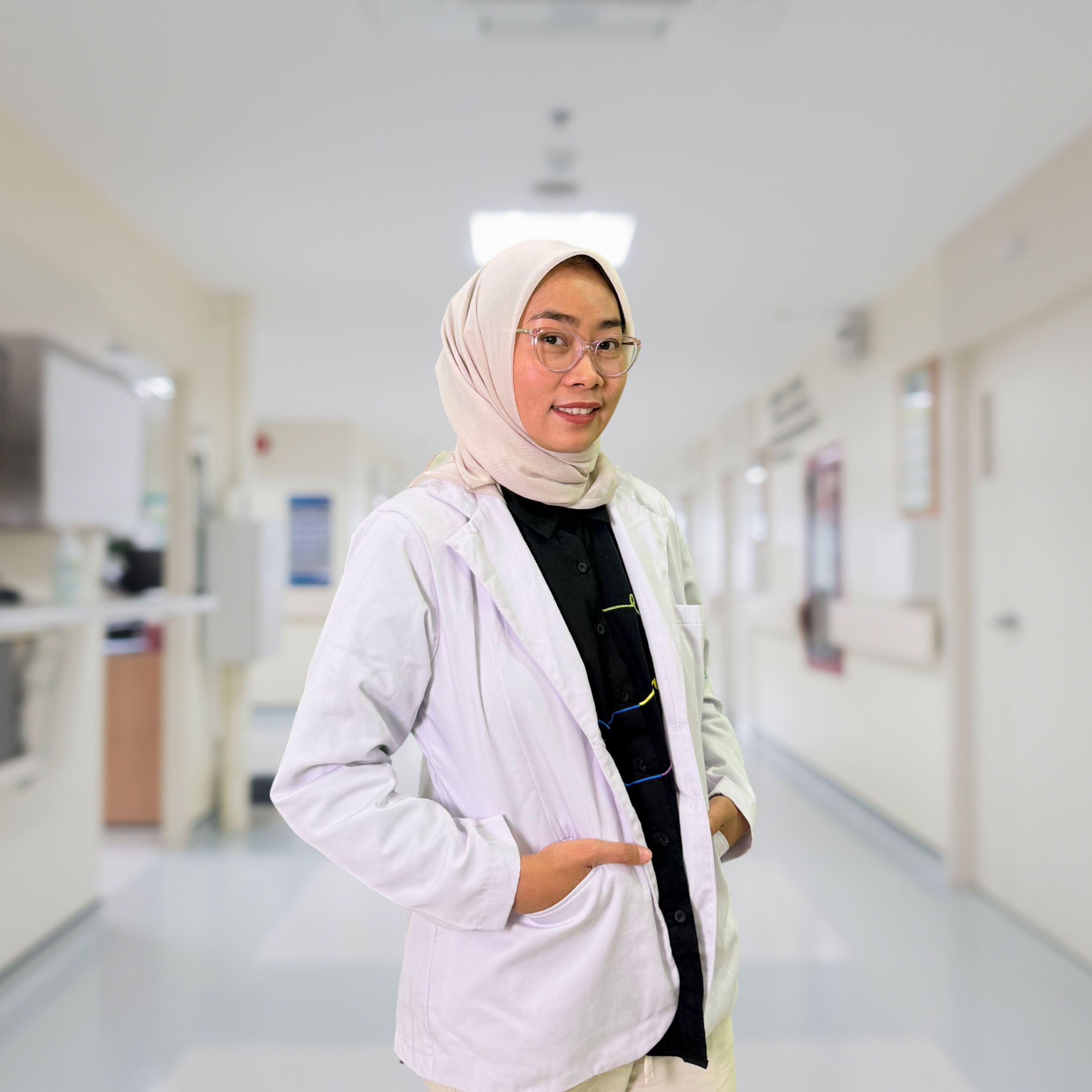 dr. Solikha