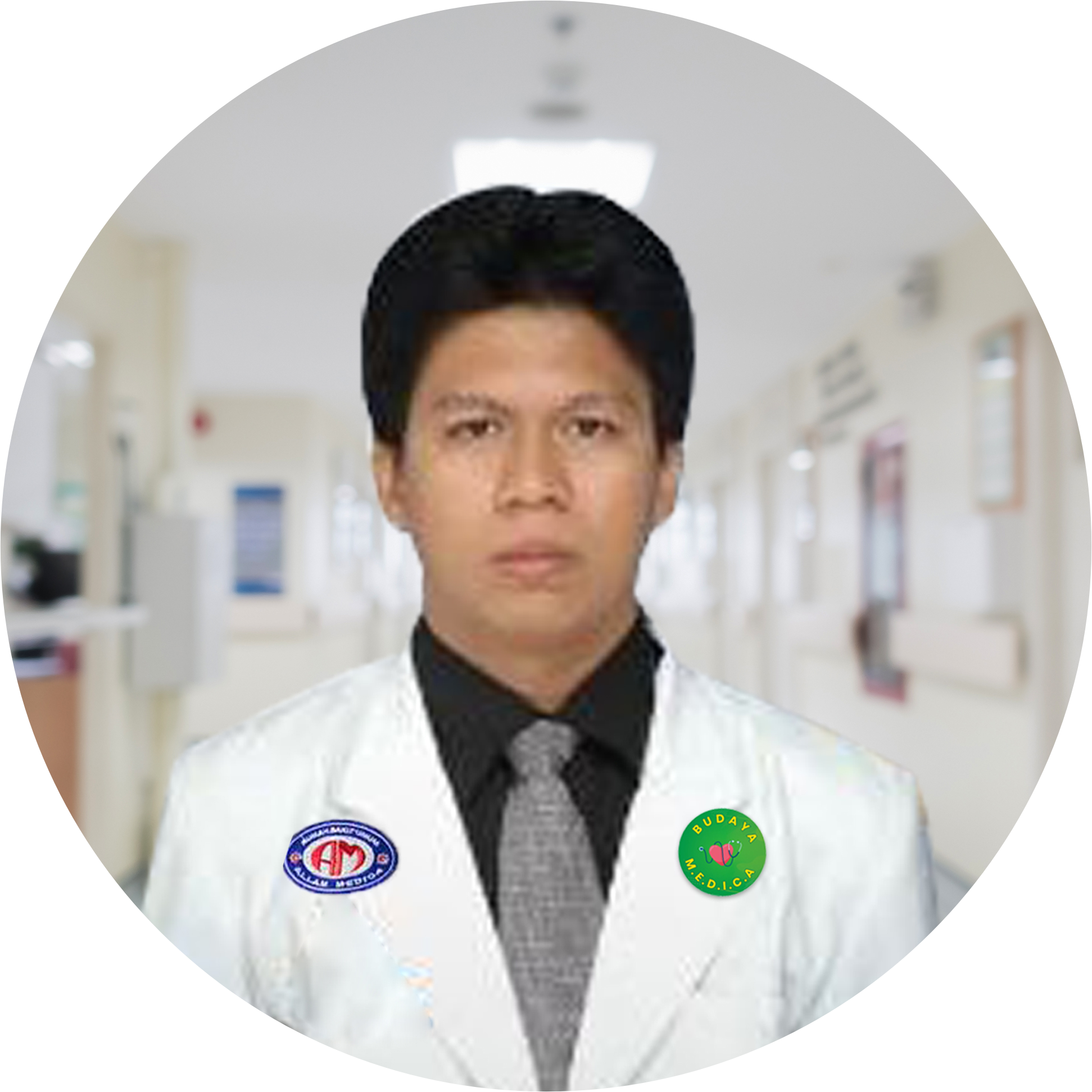 dr. Lizaldi Ushan, Sp.B